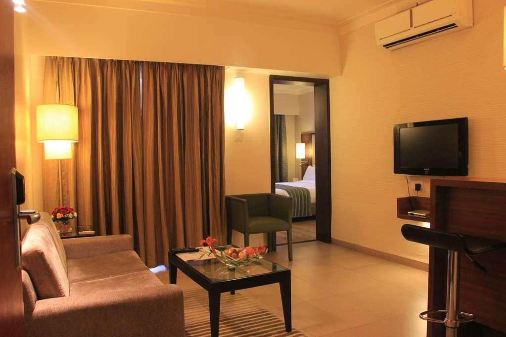 Cocoon Hotel Pune Ruang foto