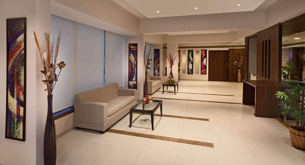 Cocoon Hotel Pune Interior foto
